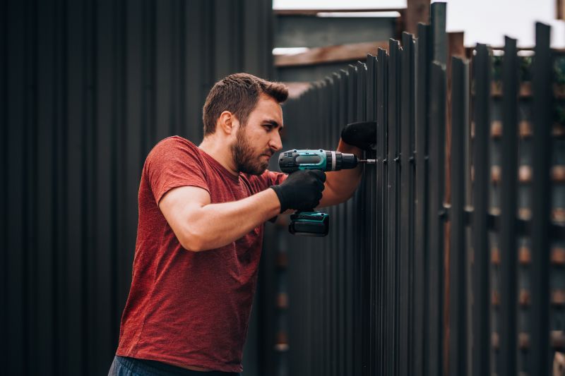 Metal Fence Construction in St Louis, MO