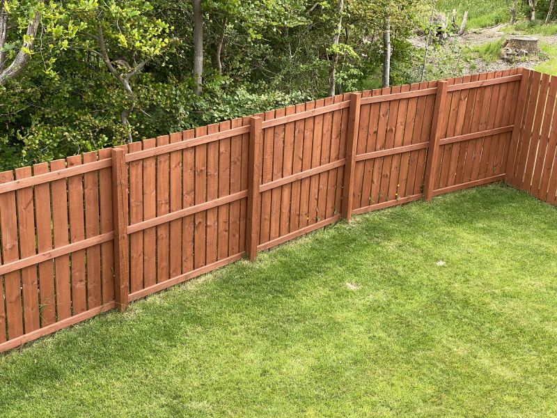 Plank Fence Installation in Sacramento, CA